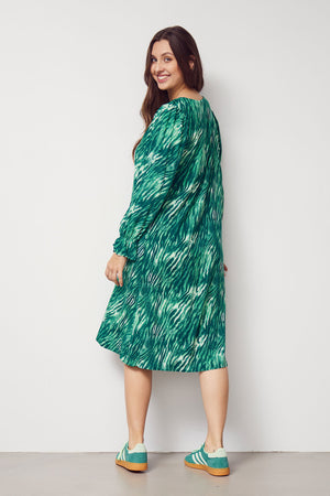 I SAY Annica V-Neck Dress Dresses M54 Green Float