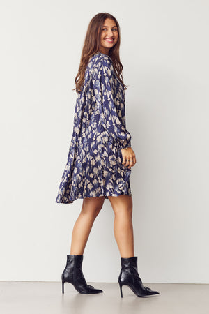 I SAY Bitten Pleat Dress Dresses A30 Blue Mood