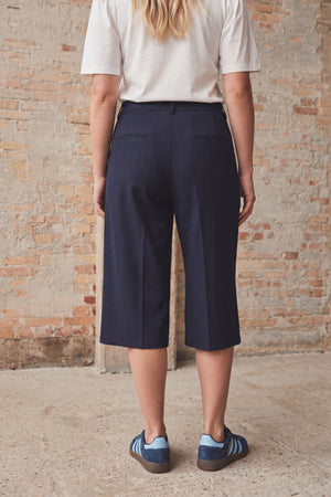 I SAY Felicia Long Shorts Shorts N39 Navy Pinstripe