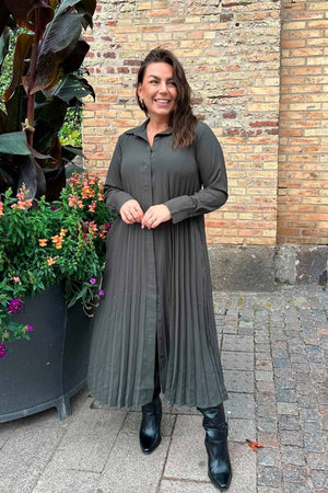 I SAY Frida Pleat Dress Dresses 918 Army