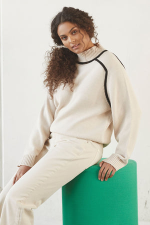 I SAY Gwen Contrast Pullover Knitwear N16 Creamy w/Black