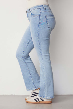 I SAY Lido Flare Jeans Pants 674 Light Denim