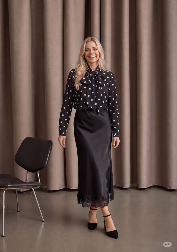 I SAY Steff Lace Skirt Skirts 900 Black